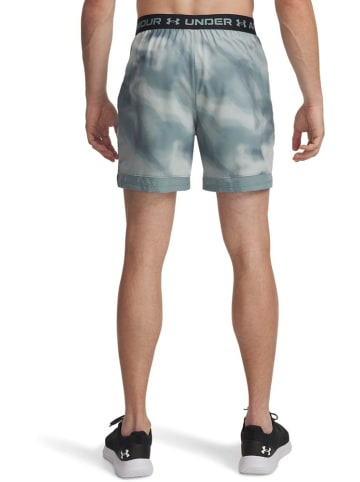 Under Armour Sportshorts "Vanish Woven 6In Prnt Sts" in Grün