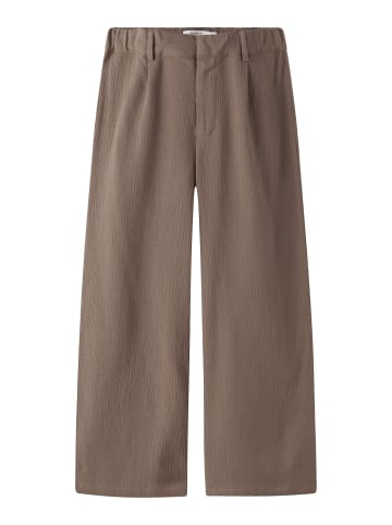 name it Hose in Brown Lentil