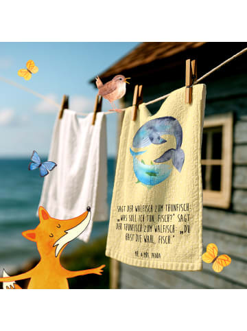 Mr. & Mrs. Panda Handtuch Walfisch Thunfisch mit Spruch in Gelb Pastell