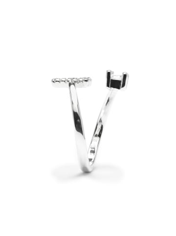 Luxenter Ring mit funkelnden Zirkonia-Steinen, silberfarben – Alphabet