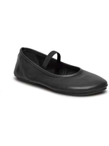 El Naturalista Schnürschuh in schwarz