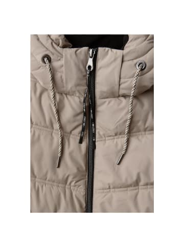 Street One Mantel in smooth champagne