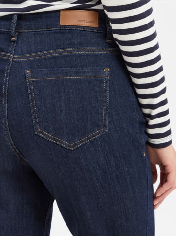 More & More Hose in marine