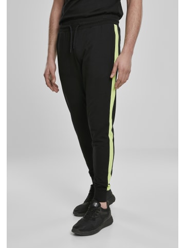 Urban Classics Jogginghose in black/electriclime