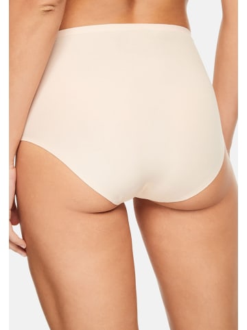 Chantelle Taillen Slip Soft Stretch in Golden beige
