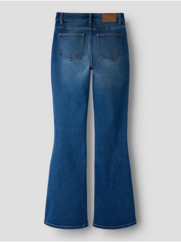 TWO SOON Flared Jeans in Medium Blue Denim