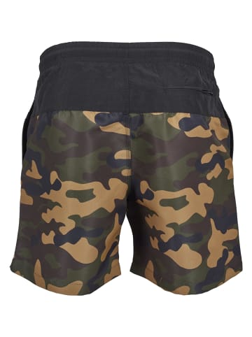 Urban Classics Badeshorts in blk/woodcamo