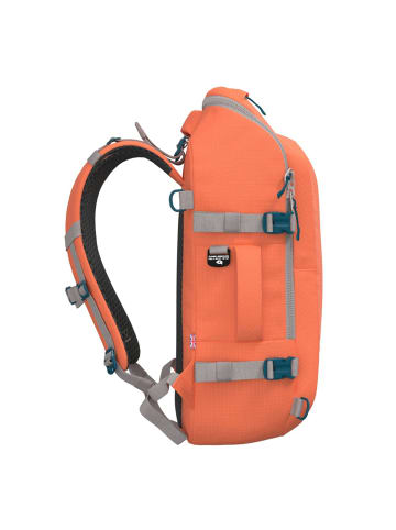 Cabinzero Adventure Cabin Bag ADV 32L Rucksack 46 cm in moroccan sands