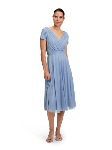 Vera Mont Cocktailkleid im Glitzer-Look in Blue/Silver