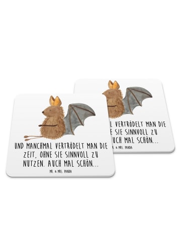 Mr. & Mrs. Panda Tischuntersetzer Fledermaus Sitzen mit Spruch in Weiß