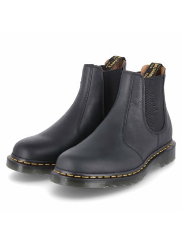 Dr. Martens Stiefel mit Kaltfutter in schwarz