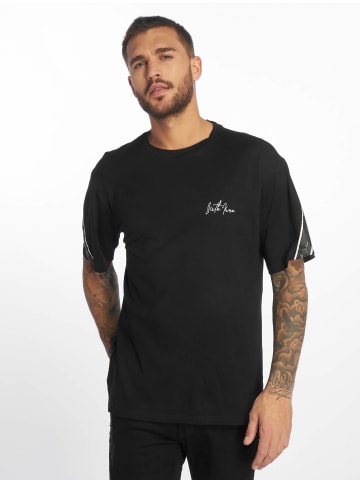 Sixth June Sixth June in black