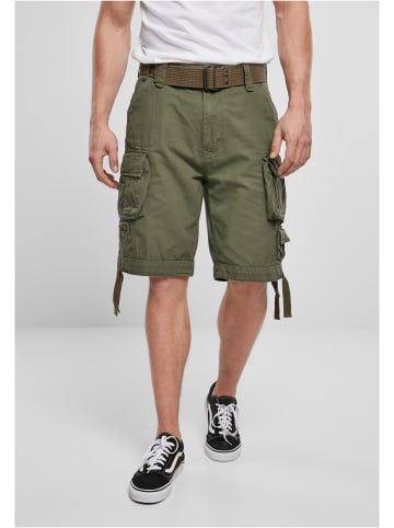 Brandit Cargo Shorts in olive