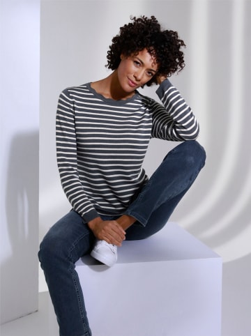 creation L Viskose-Merino-Pullover in rauchblau-ecru-geringelt