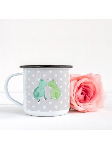 Mr. & Mrs. Panda XL Emaille Tasse Frosch Liebe ohne Spruch in Grau Pastell