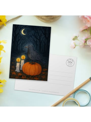 Mr. & Mrs. Panda Postkarte Krähe Halloween Design ohne Spruch in Weiß