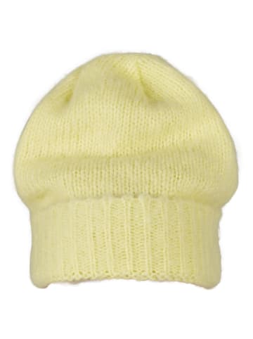  Flexfit Beanies in yellow