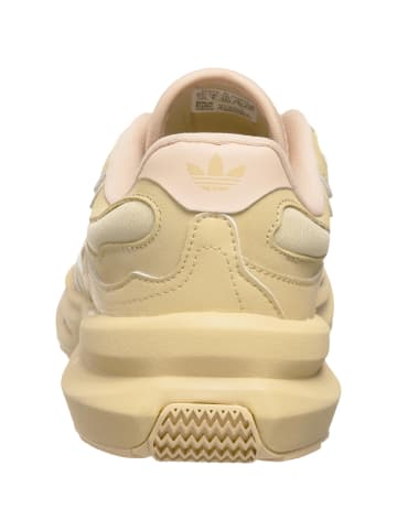 adidas adidas Turnschuhe in hazy beige