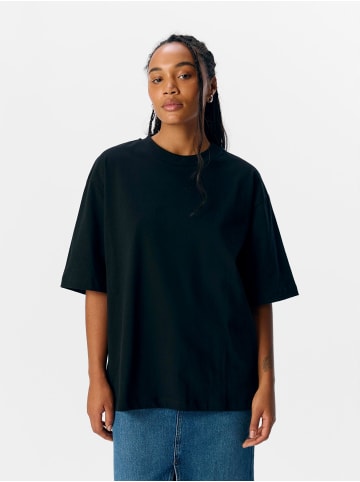 Object T-Shirt in Black