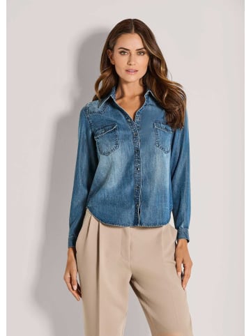 MADELEINE Lässige Denim-Bluse mit Hemdkragen in bleached