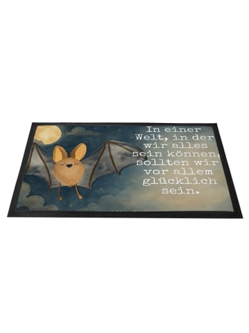 Mr. & Mrs. Panda Bodenvorleger Fledermaus Flügel Design mit Spruch in Weiß