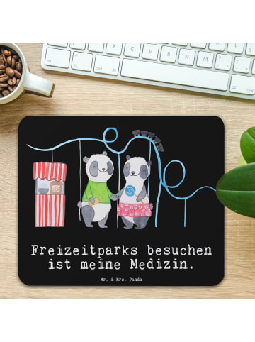 Mr. & Mrs. Panda Mauspad Pandas Freizeitpark besuchen mit Spruch in Schwarz