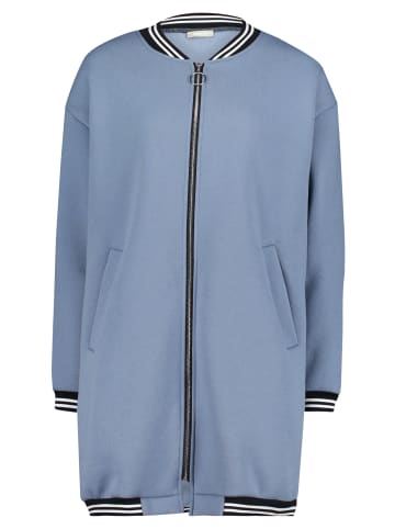 AMBER & JUNE Sweatmantel mit Ringelbündchen in Faded Blue