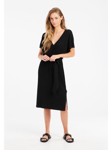 Protest " PRTNadia in True Black