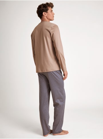 Calida Pyjama in warm sands
