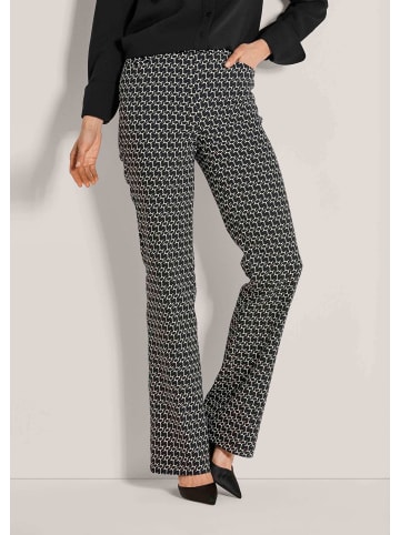MADELEINE Elastische Printhose mit grafischem Muster in schwarz / wollweiß