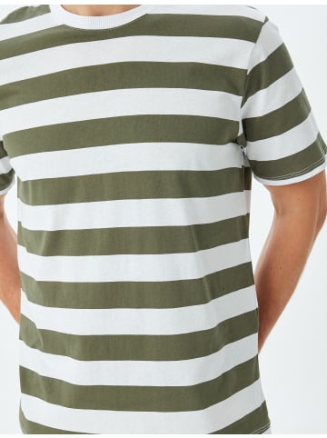 KOTON TSHIRT SS in Grün Gestreift