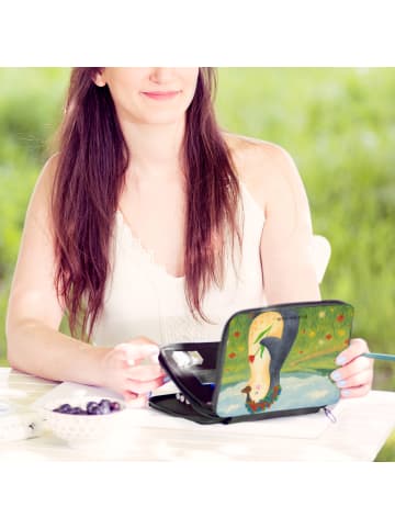 Mr. & Mrs. Panda Schulmäppchen Pinguin Blumen Design ohne Spruch in Weiß