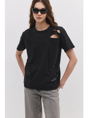 NO MATTER WHAT Shirt in Schwarz