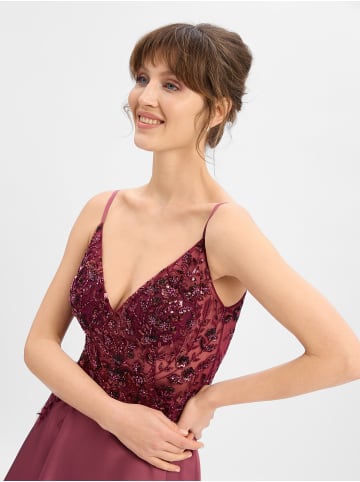 LAONA Abendkleid in aubergine - 0004