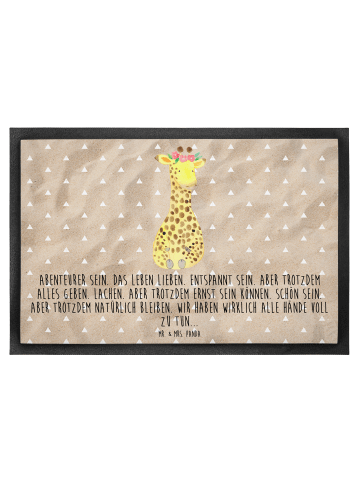 Mr. & Mrs. Panda Schmutzmatte Giraffe Blumenkranz mit Spruch in Sandig