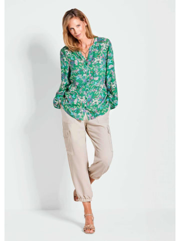 GOLDNER Kurzgröße:  Bluse Florale Viskosebluse Langarm in grün / gemustert