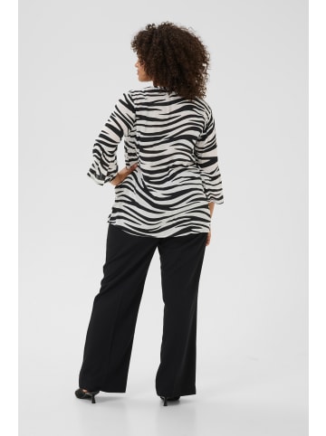 KAFFE curve Kurzarm-Bluse KCleane Regular fit in Chalk/Black Animal