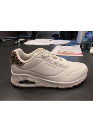 Skechers Footwear Sportschuh UNO in Weiß
