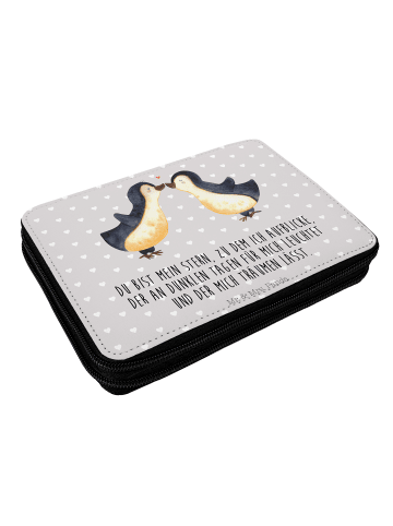 Mr. & Mrs. Panda Federmappe Pinguin Liebe mit Spruch in Grau Pastell