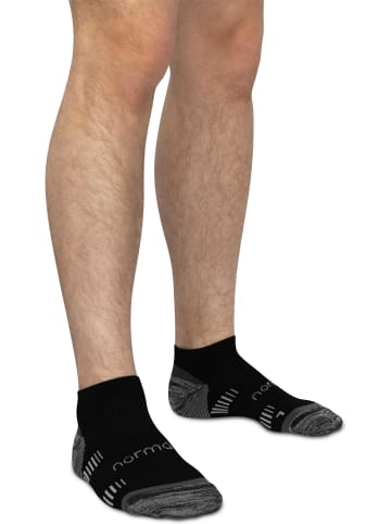 normani 2 Merino Trekking Sneaker-Socken mit Frotteesohle in Schwarz