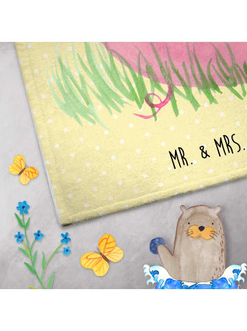 Mr. & Mrs. Panda Handtuch Schwein Glück ohne Spruch in Gelb Pastell