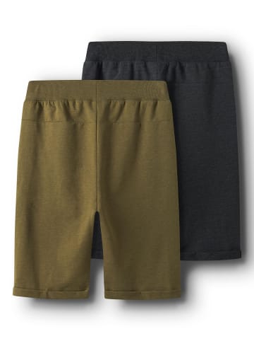 TWO SOON Shorts in Winter Moss