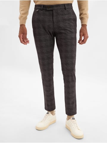 Bugatti Hose Renzo in schlamm