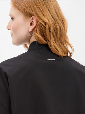 Armani Exchange Jacke in schwarz