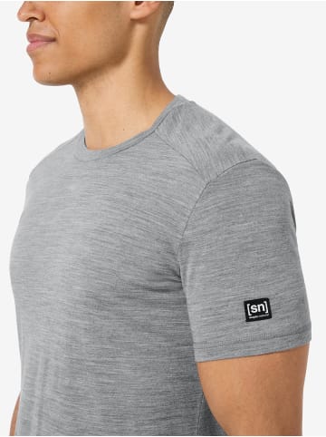 super.natural Merino T-Shirt M ESSENTIAL SS in grau