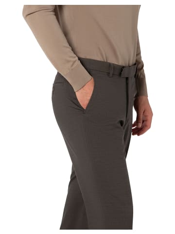 Thomas Goodwin Hose in brown