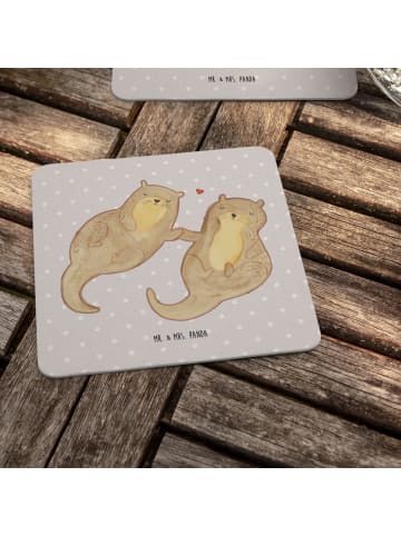 Mr. & Mrs. Panda Tassenuntersetzer Otter Hände halten ohne Spruch in Grau Pastell