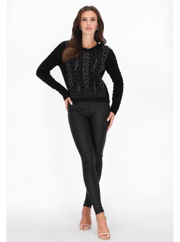 faina Women Sweater in black