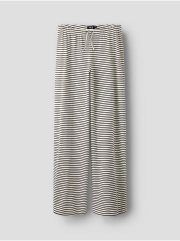name it Hose in Black Coffee