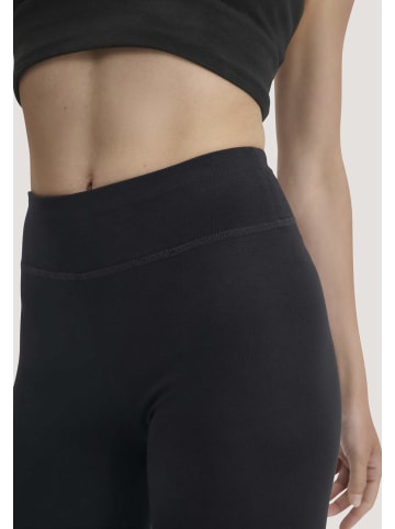 Hessnatur Shorts Fitted in schwarz